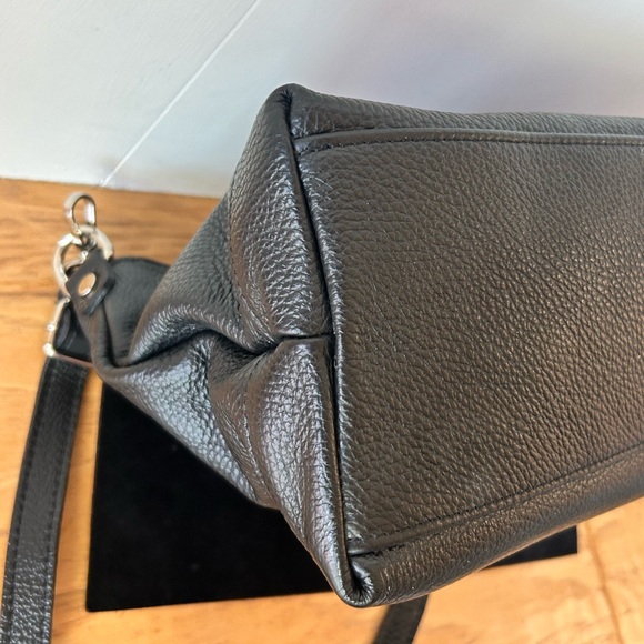 Borse in Pelle Black Leather Convertible Bag Embossed Faux Snake Italy